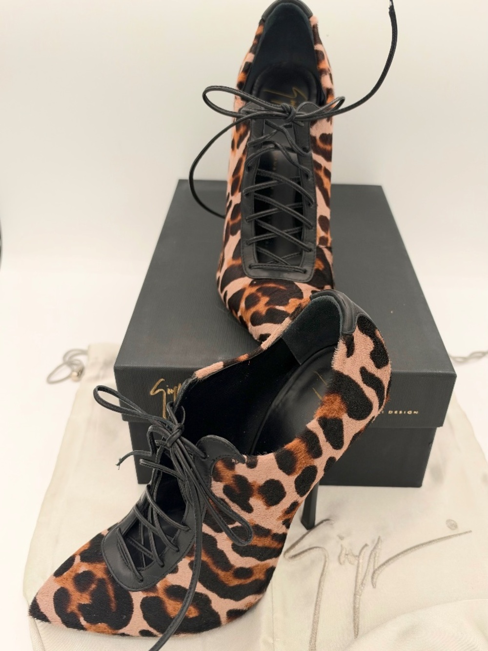 Giuseppe Zanotti Leopard Print Fur Stiletto Booties - 35.5 Vintage